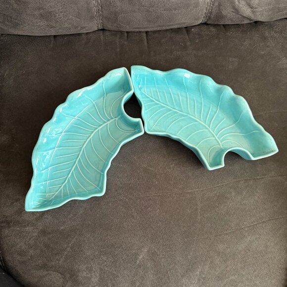 Vintage Turquoise Leaf-Shaped Ceramic Dish Set - USA Made - Picture 3 of 5